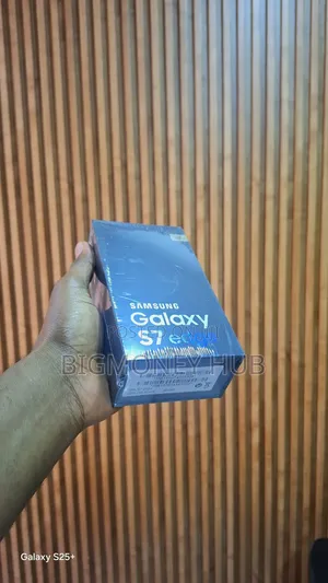 New Samsung Galaxy S7 edge 128 GB Black