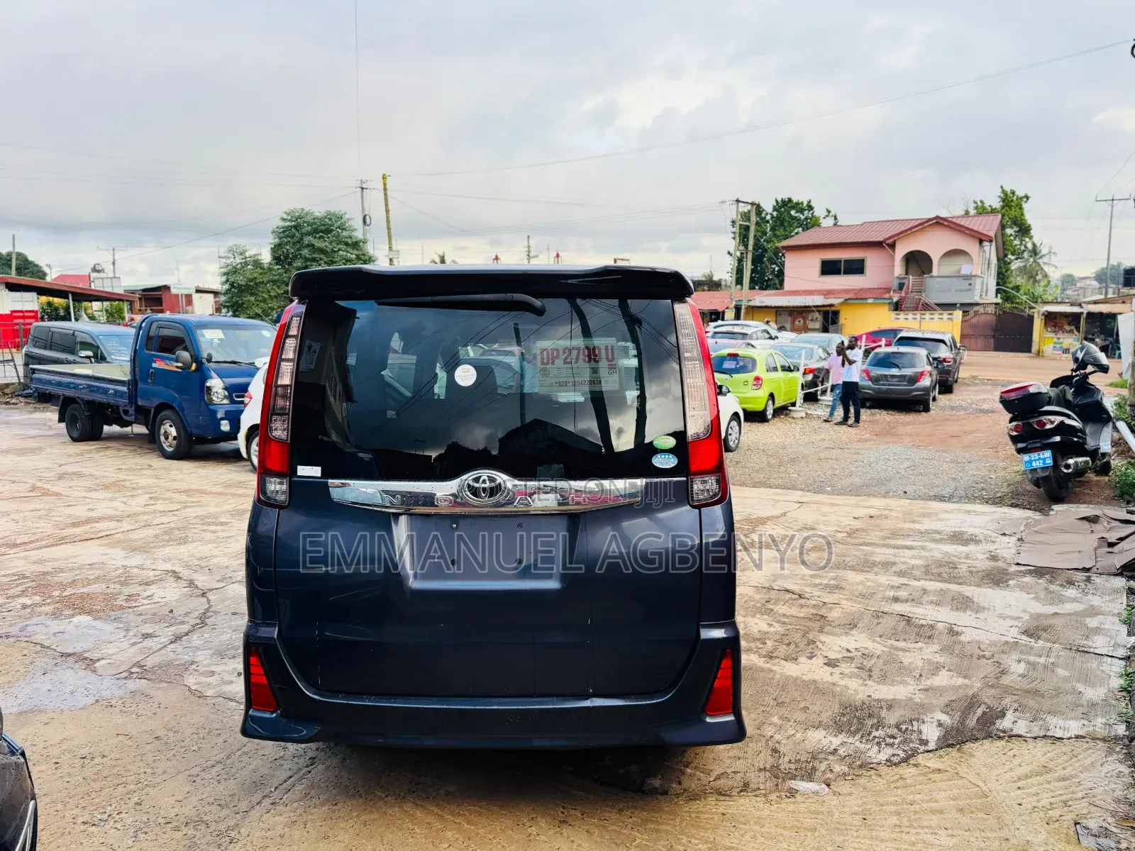 Toyota Voxy SV Premium 2014 Black