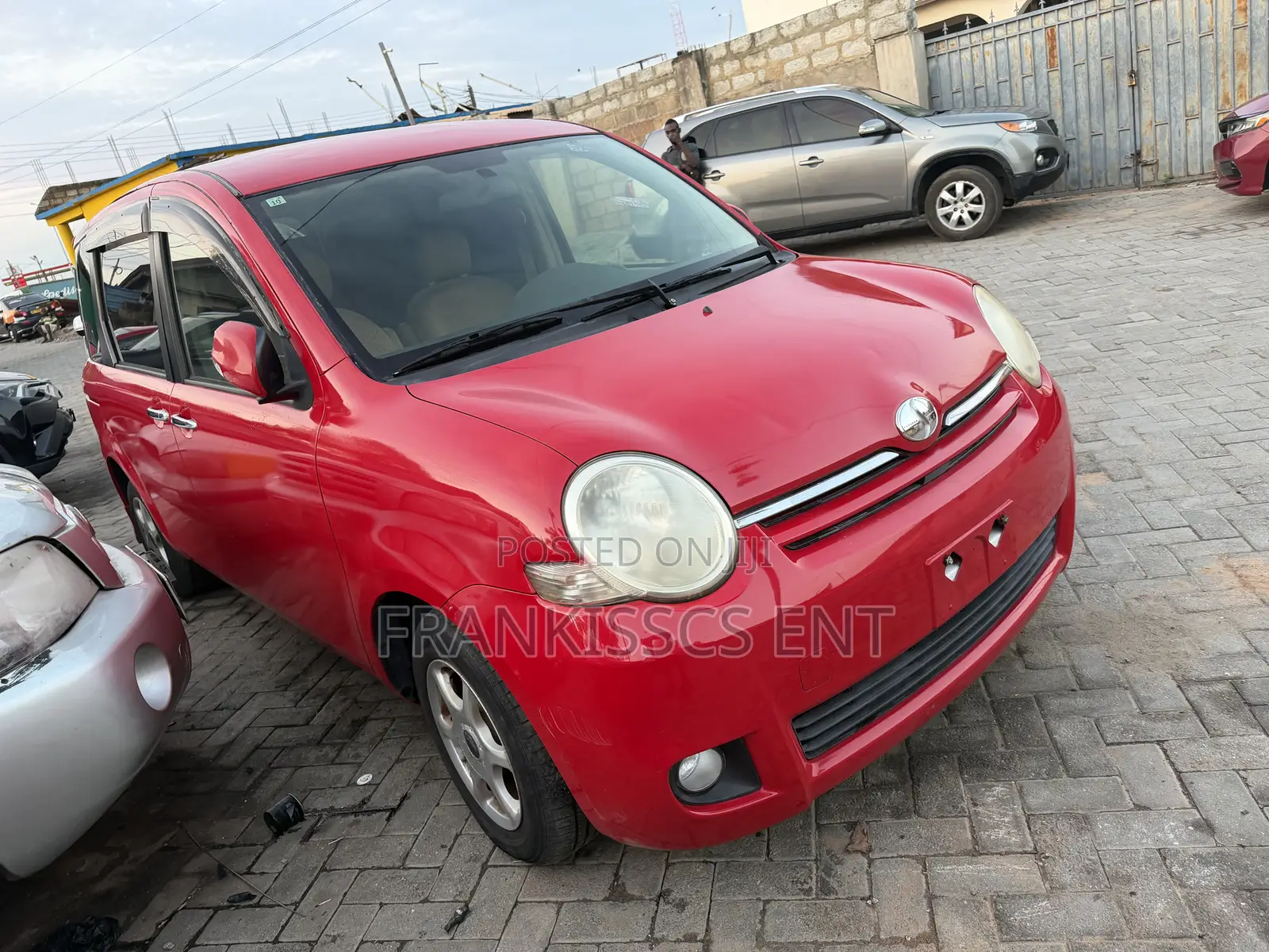 Toyota Sienta 1.5 AWD 2014 Red