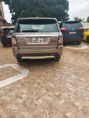 Land Rover Range Rover Sport 2010 Gold