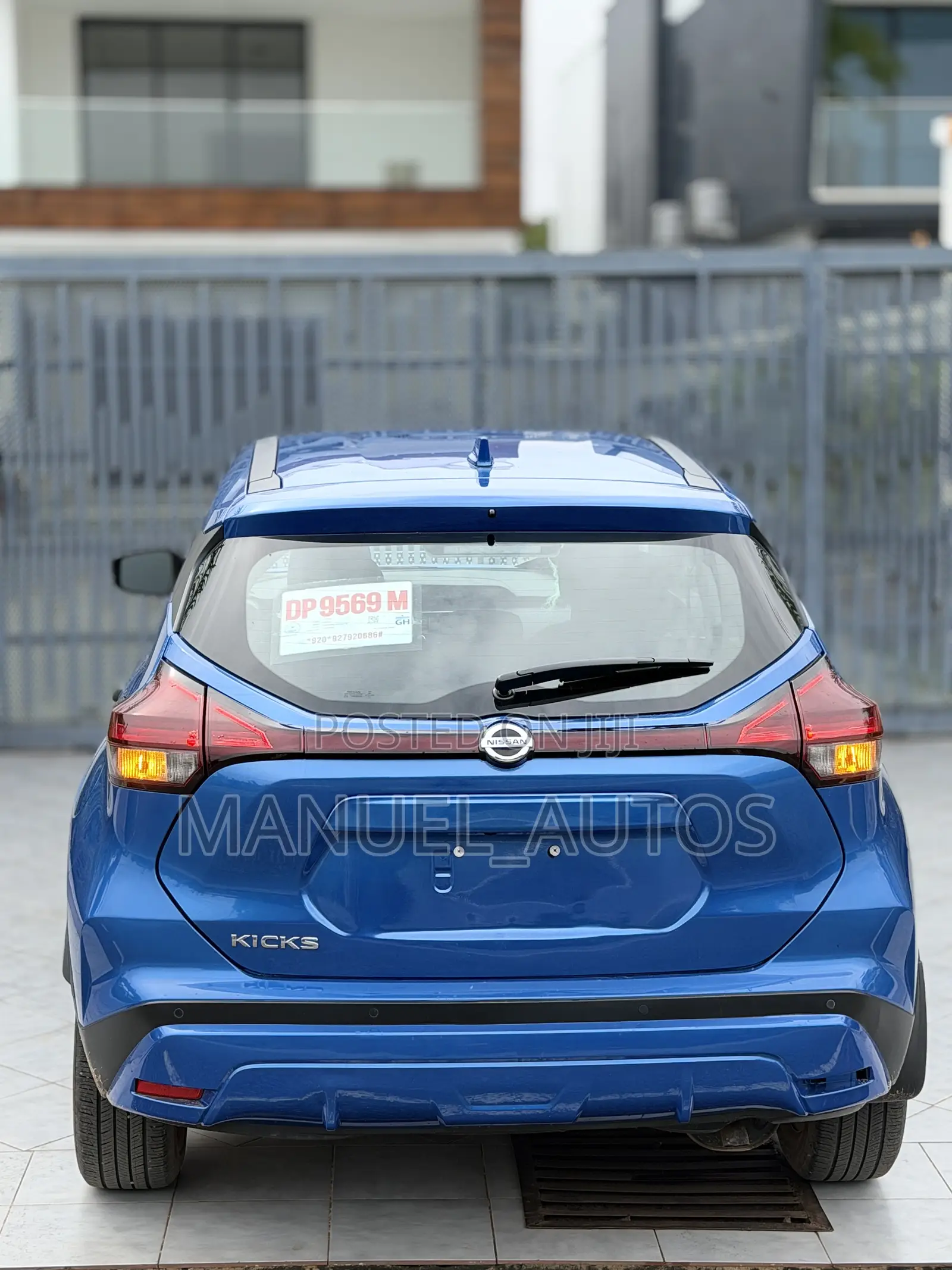 Nissan Kicks 2021 Blue