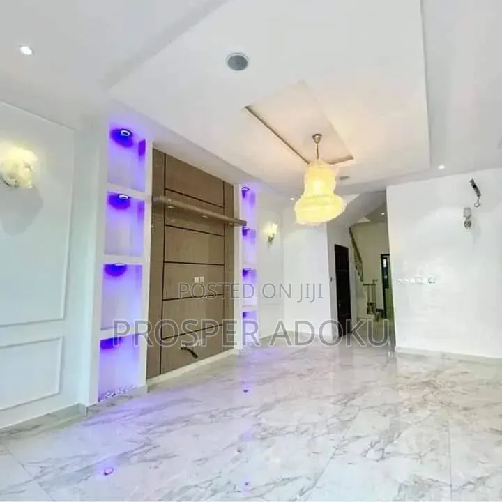 Interior Designs Pop