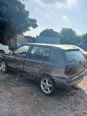 Volkswagen Golf 2002 Gray