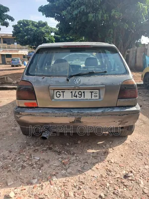 Volkswagen Golf 2002 Gray
