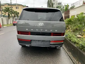 Hyundai Santa Fe 2025 Silver
