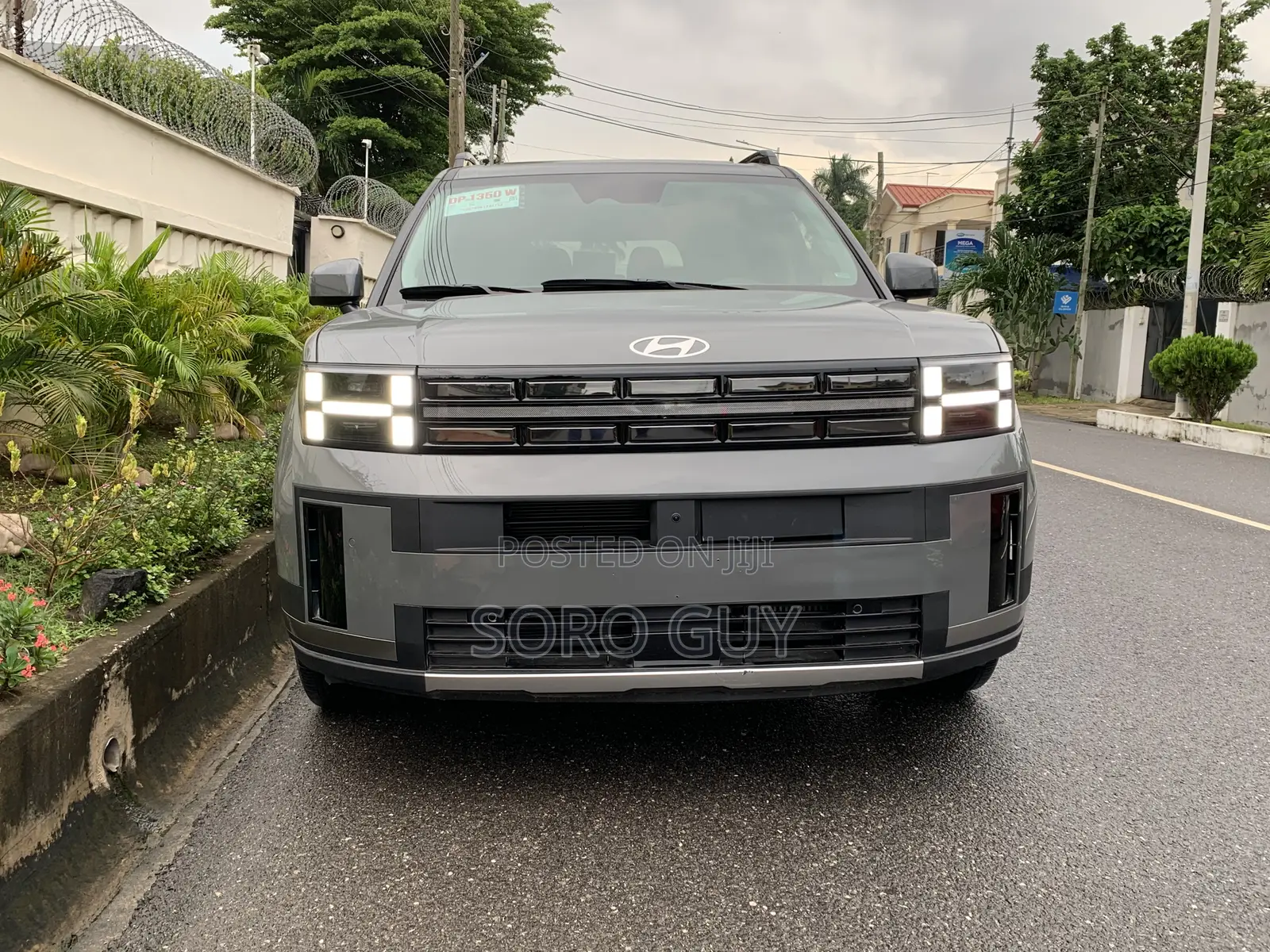 Hyundai Santa Fe 2025 Silver