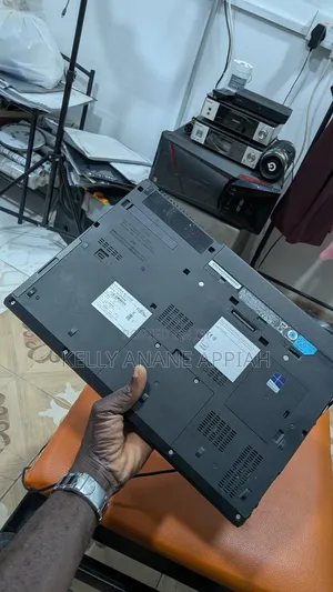 Laptop Fujitsu 16GB Nvidia SSHD+SSD 1T