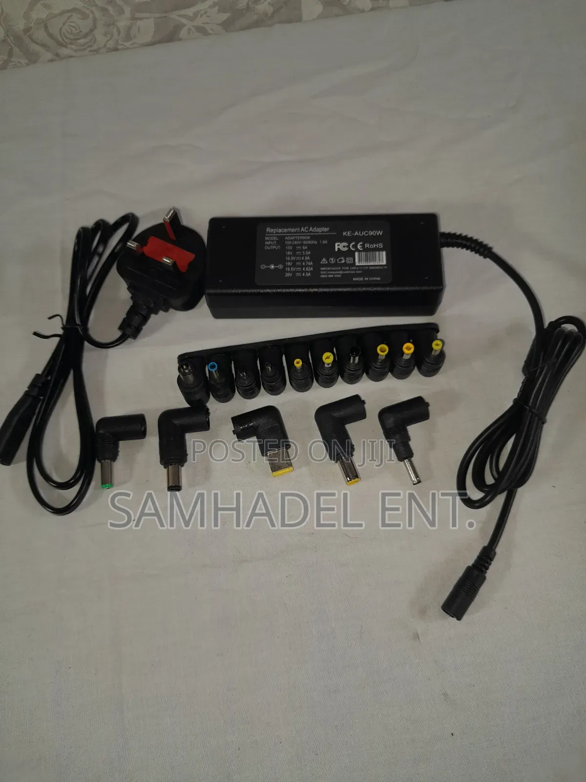 90w 15v Multifunctional Universal Laptop Charger