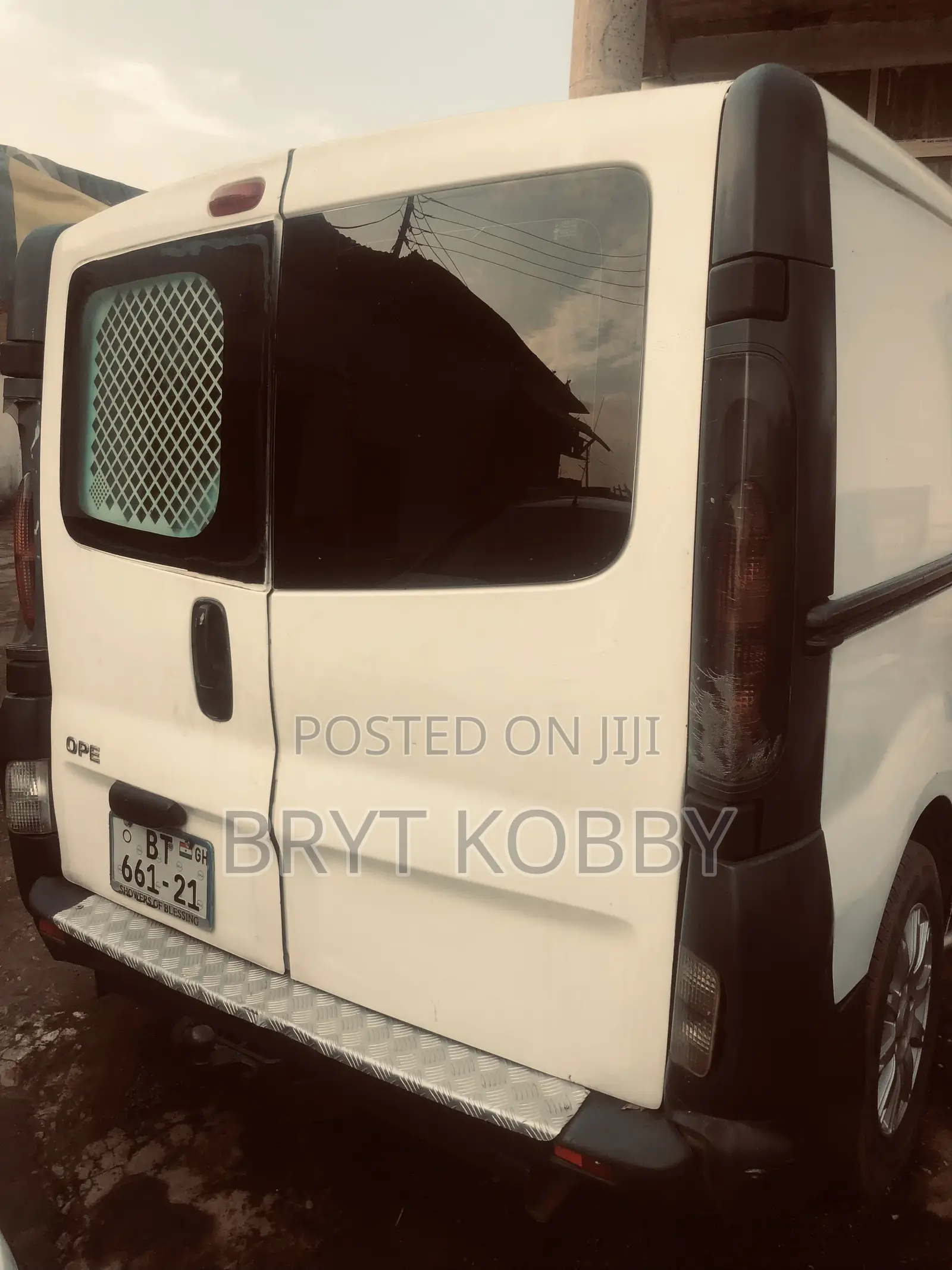 Opel Vivaro 2003 White