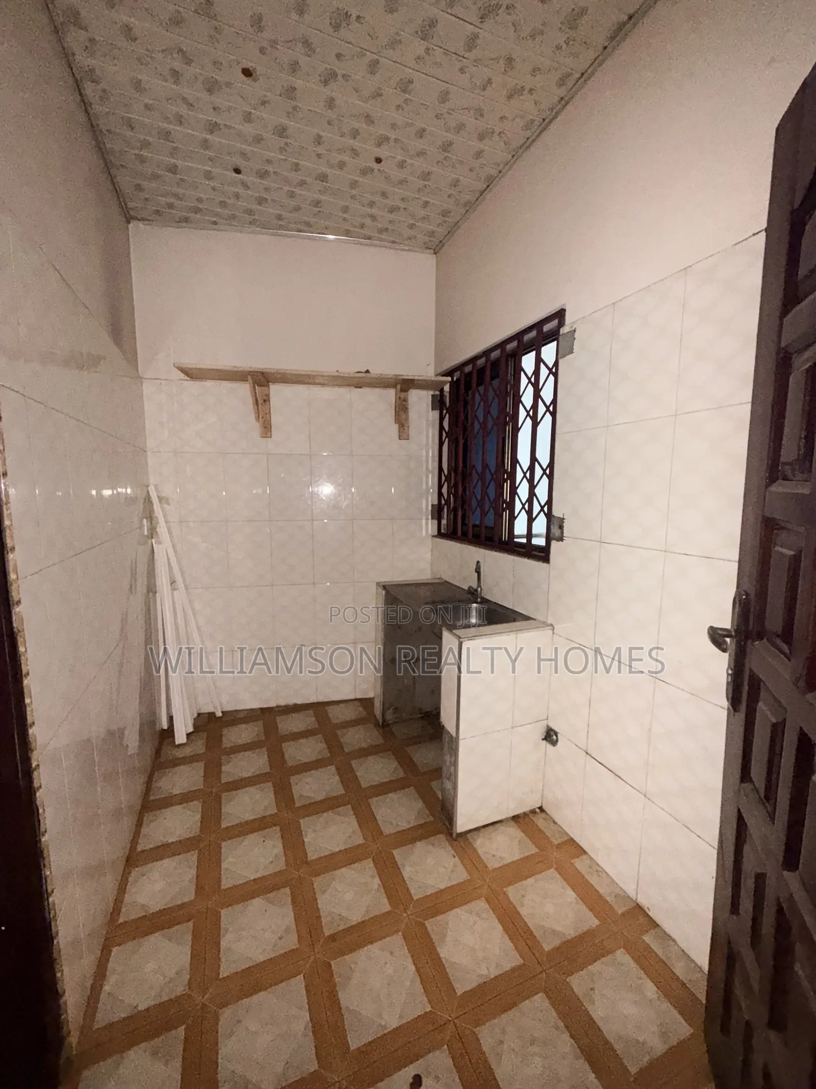 1bdrm Apartment in Hfc Estate Area, Spintex for rent