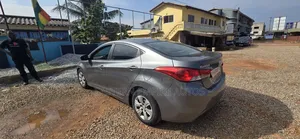 Hyundai Elantra GLS Sedan FWD (1.8L 4cyl 6A) 2013 Gray