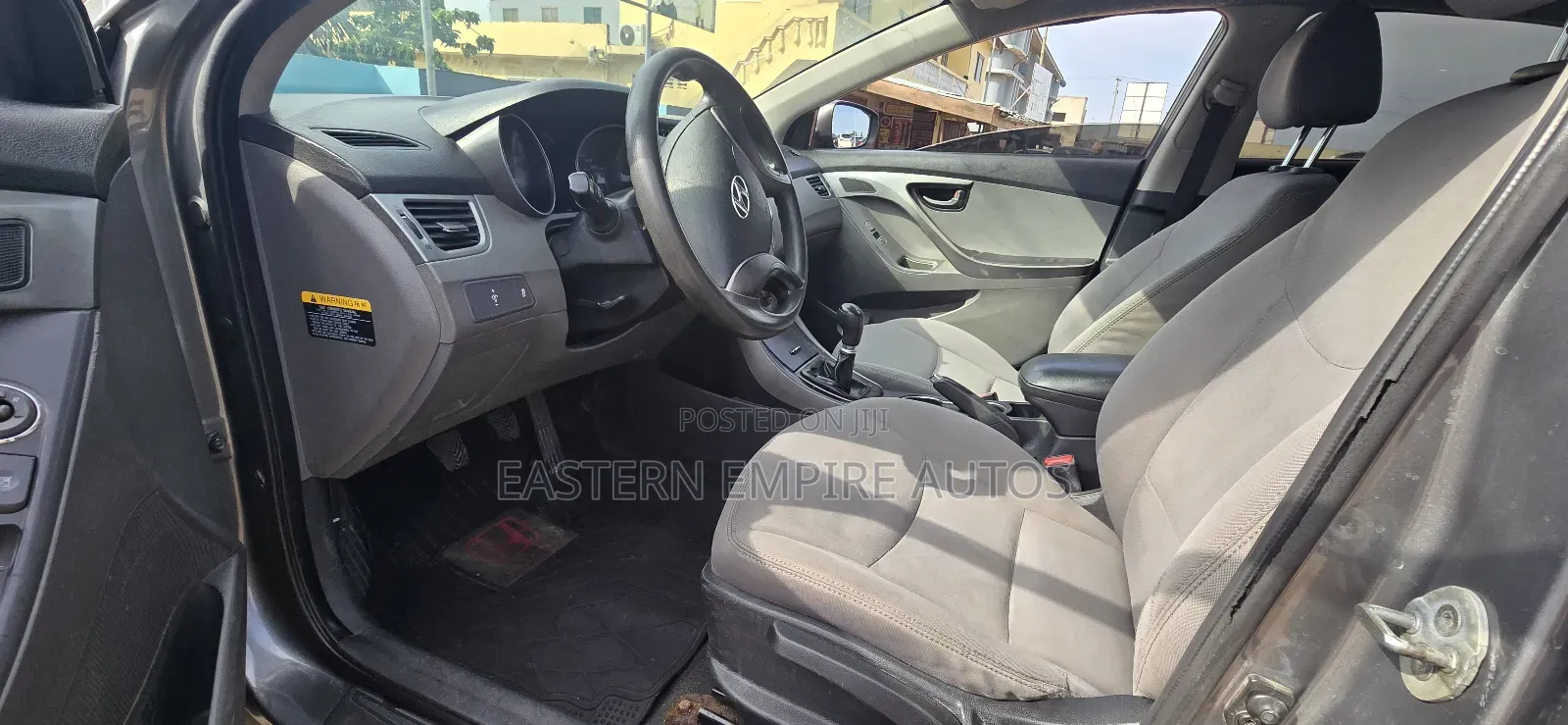 Hyundai Elantra GLS Sedan FWD (1.8L 4cyl 6A) 2013 Gray