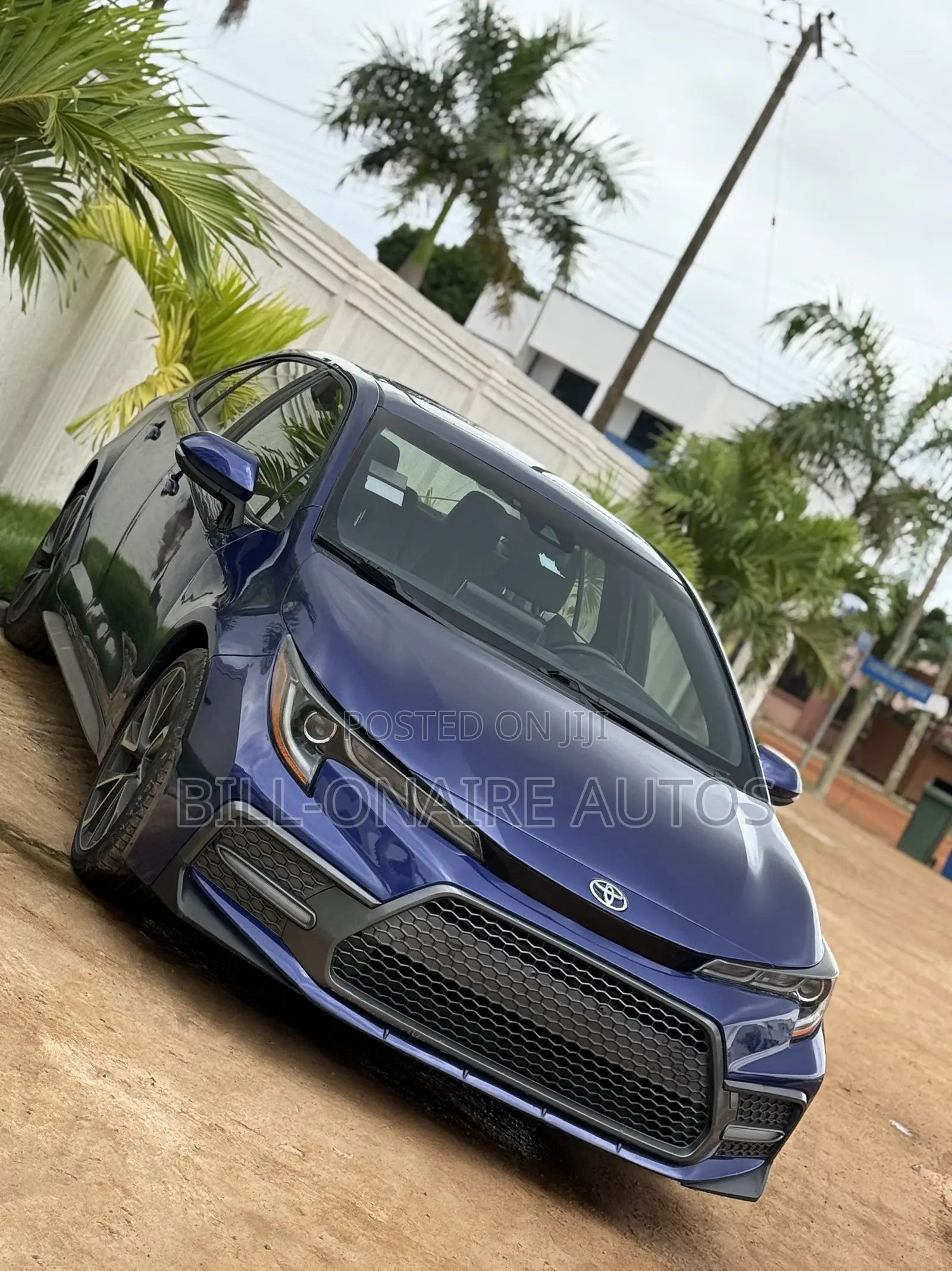 Toyota Corolla SE 2020 Blue