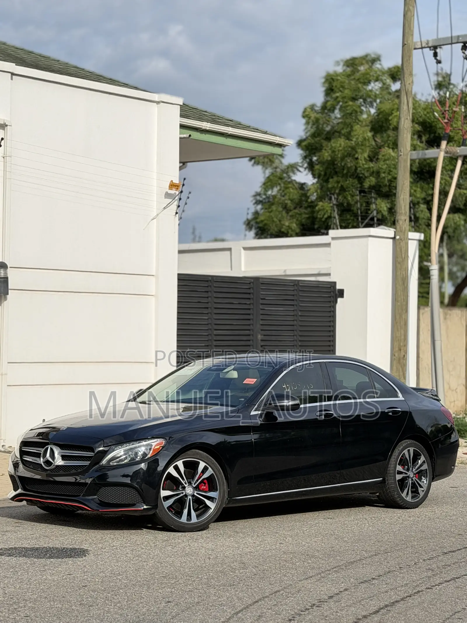 Mercedes-Benz C300 Luxury 4matic Sedan AWD (2.0L 4cyl 7A) 2017 Black