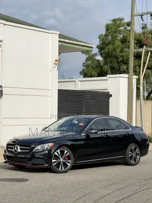Mercedes-Benz C300 Luxury 4matic Sedan AWD (2.0L 4cyl 7A) 2017 Black