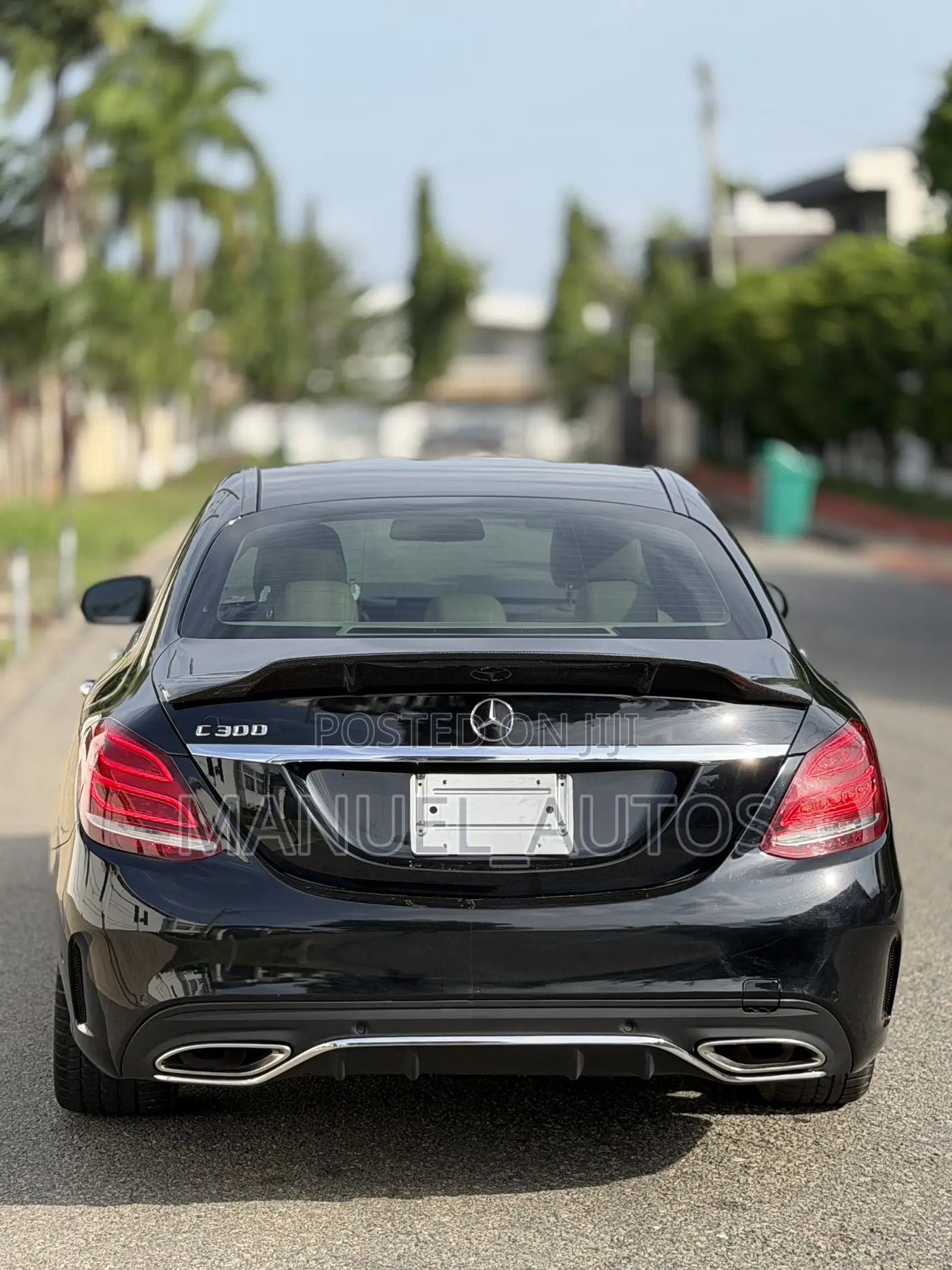 Mercedes-Benz C300 Luxury 4matic Sedan AWD (2.0L 4cyl 7A) 2017 Black