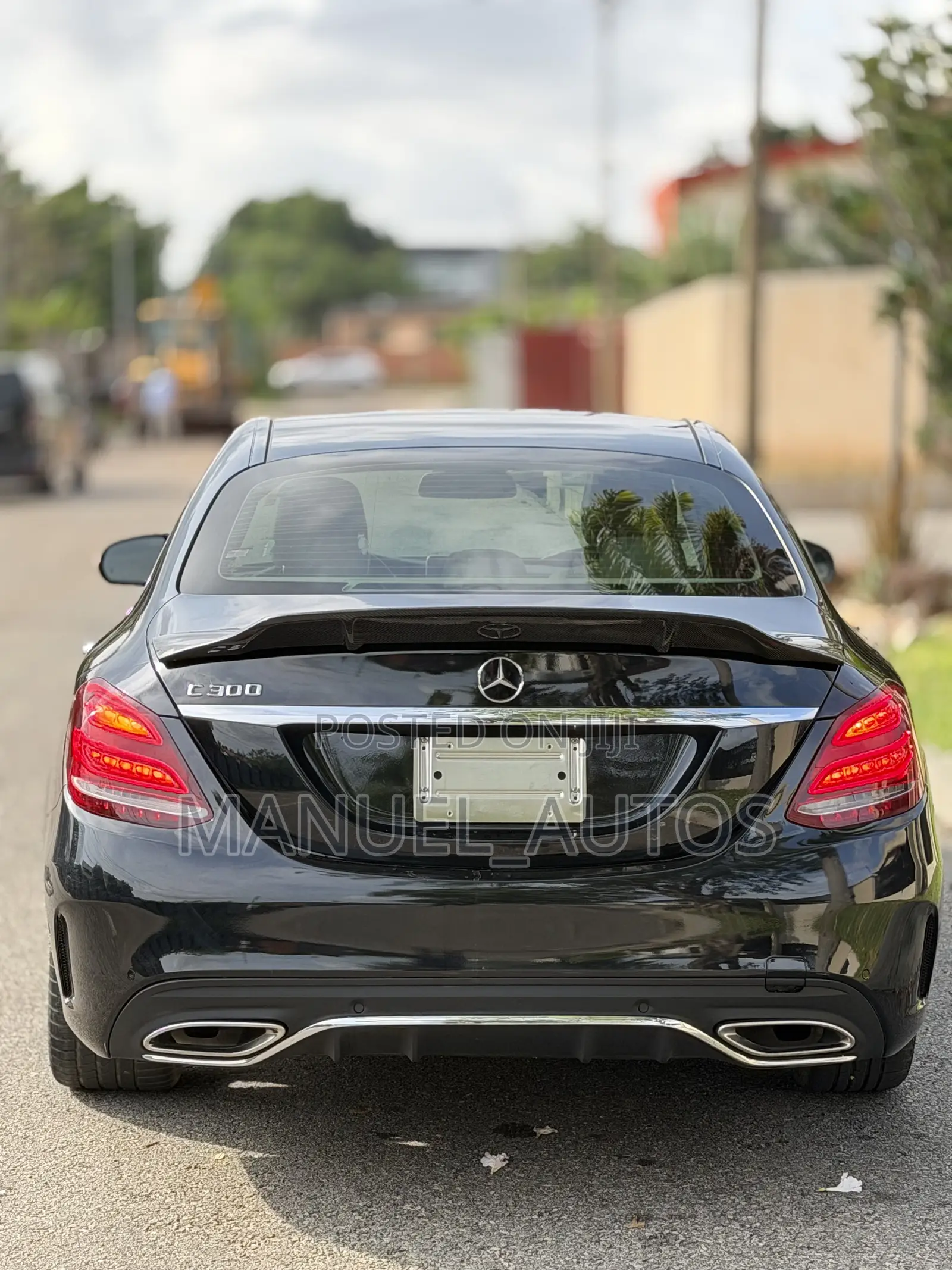 Mercedes-Benz C300 Luxury 4matic Sedan AWD (2.0L 4cyl 7A) 2017 Black