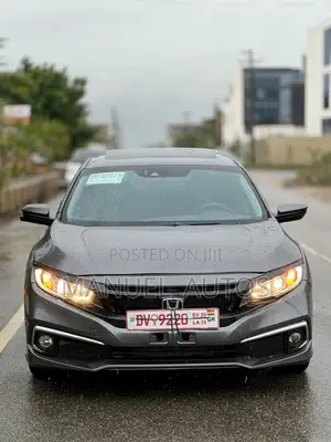 Honda Civic EX 4dr Sedan (2.0L 4cyl) 2017 Gray