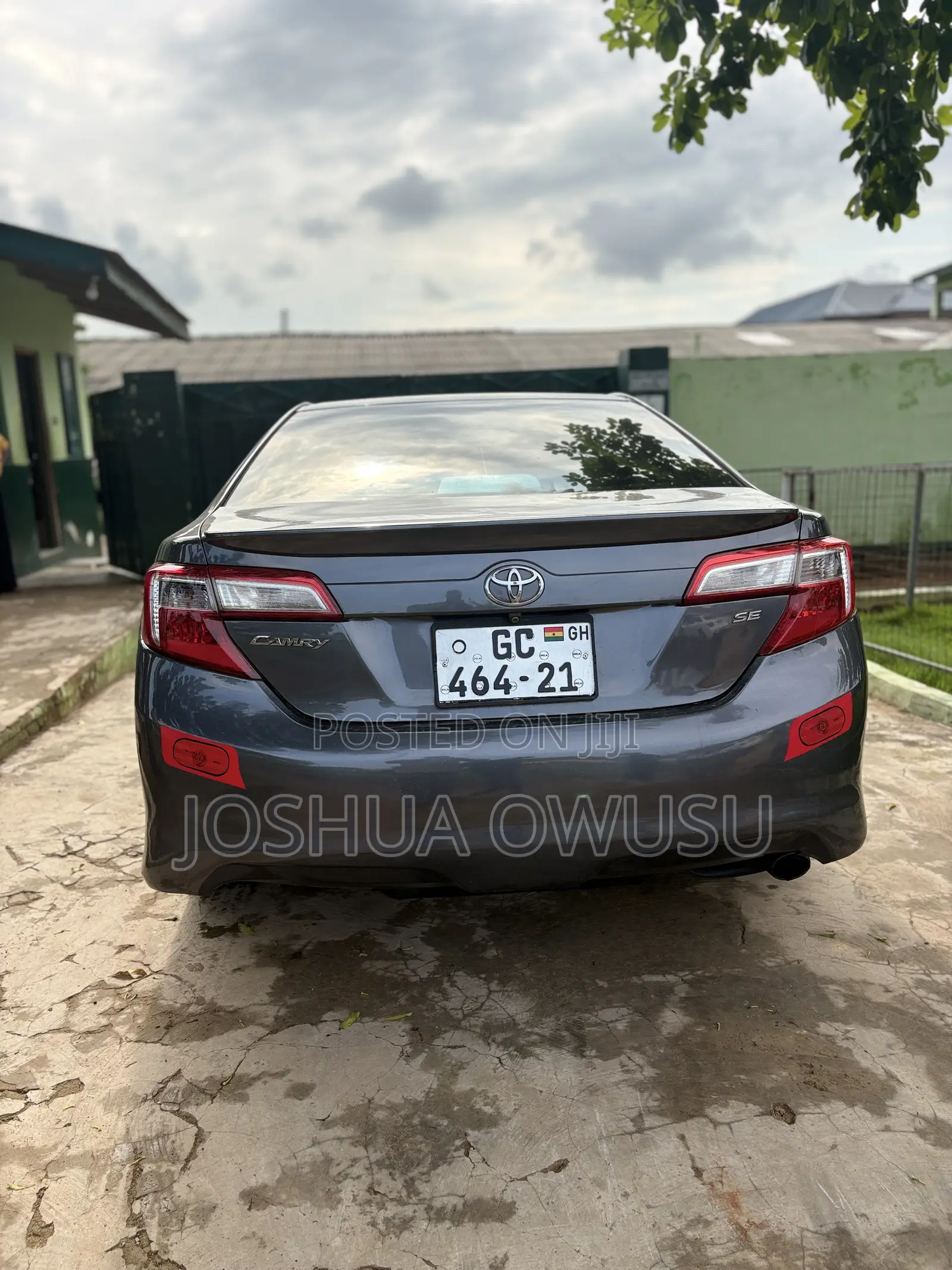 Toyota Camry SE 4dr Sedan (2.5L 4cyl 6A) 2014 Gray