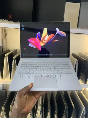 Laptop Microsoft Surface Book 2 8GB Intel Core i5 SSD 128GB