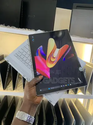 Laptop Microsoft Surface Book 2 8GB Intel Core i5 SSD 128GB