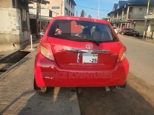 Toyota Vitz 1.3 AWD 3dr 2012 Red