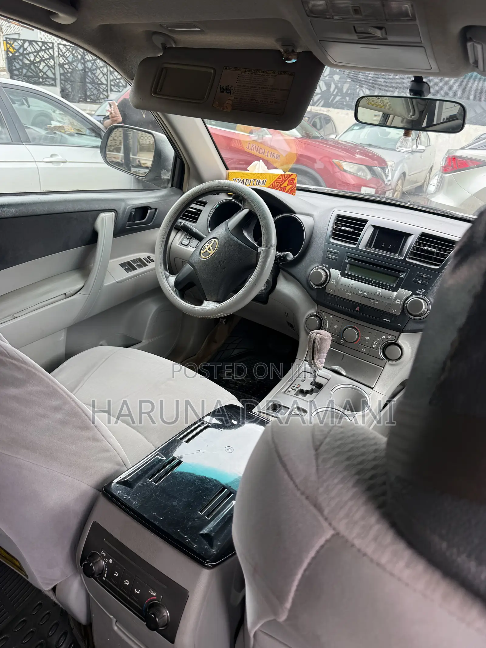 Toyota Highlander SE 2012 Silver