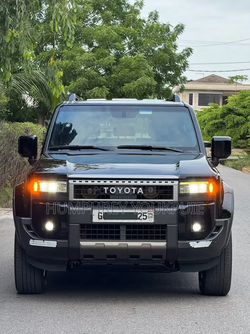 Toyota Land Cruiser Prado 2025 Black