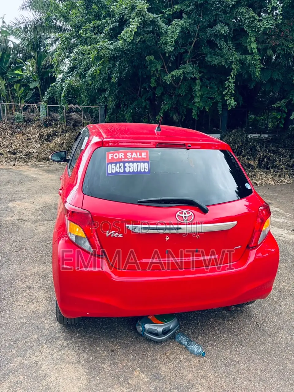 Toyota Vitz 1.3 FWD 5dr 2013 Red