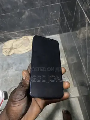 Apple iPhone 12 64 GB Black