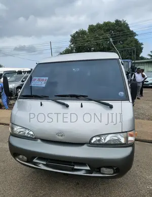 Hyundai H-100 2002