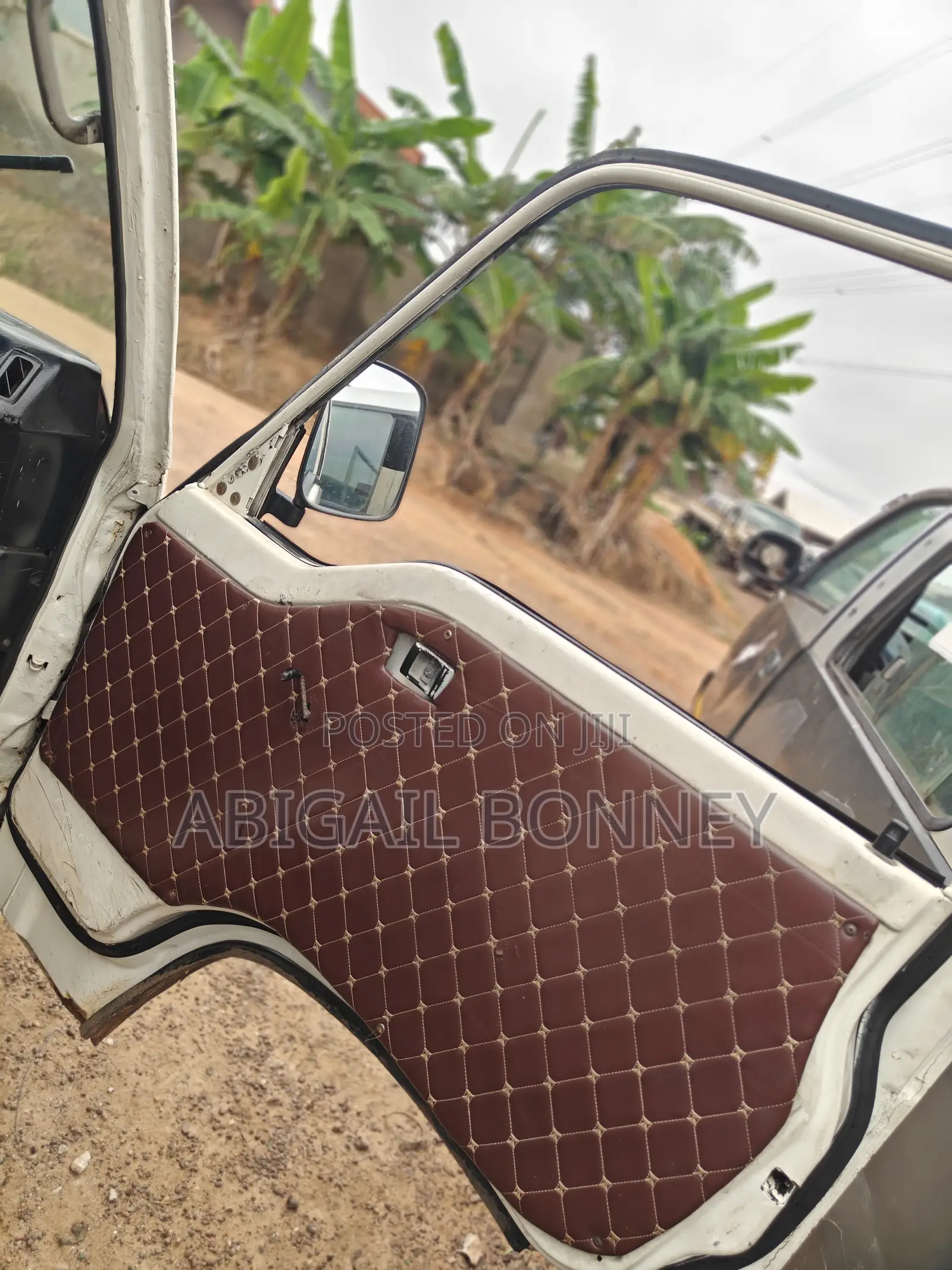 Nissan Caravan (Urvan) 1994 White