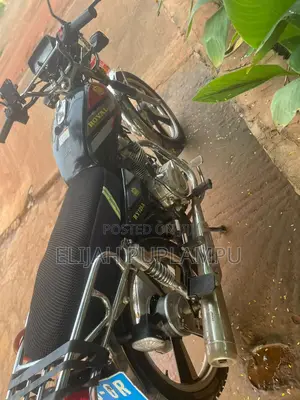 New Royal RY125 2025 Black