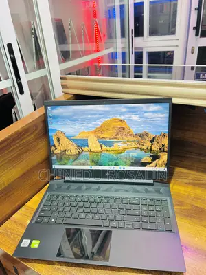 Laptop HP Pavilion Gaming Laptop 15-dk2xxx 16GB Intel Core i5 SSD 512GB