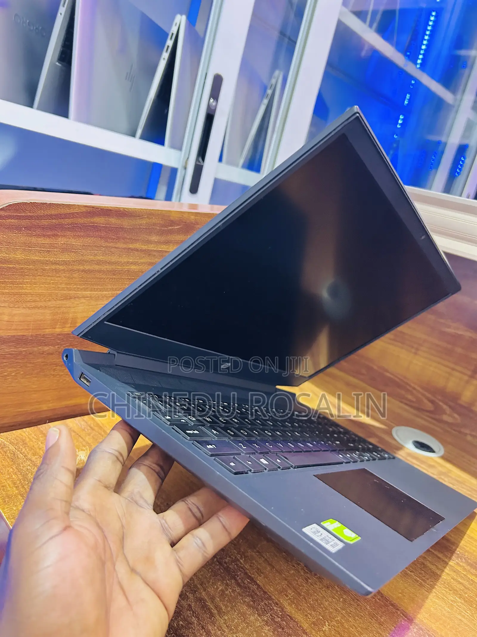 Laptop HP Pavilion Gaming Laptop 15-dk2xxx 16GB Intel Core i5 SSD 512GB