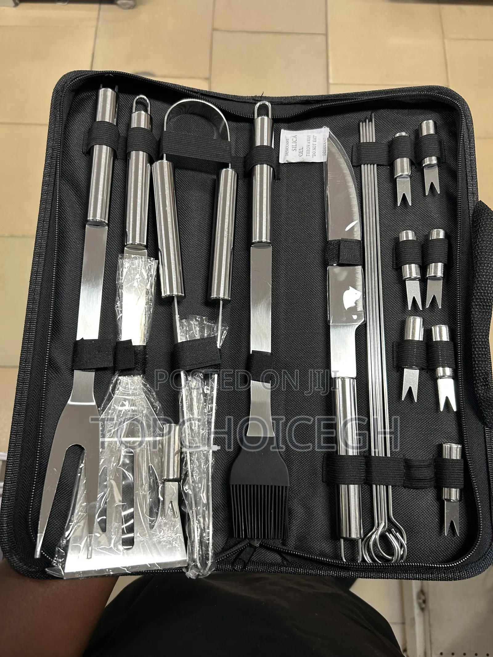 18 Set Stainless Steel BBQ Tool Set With Case - Grilling Kit