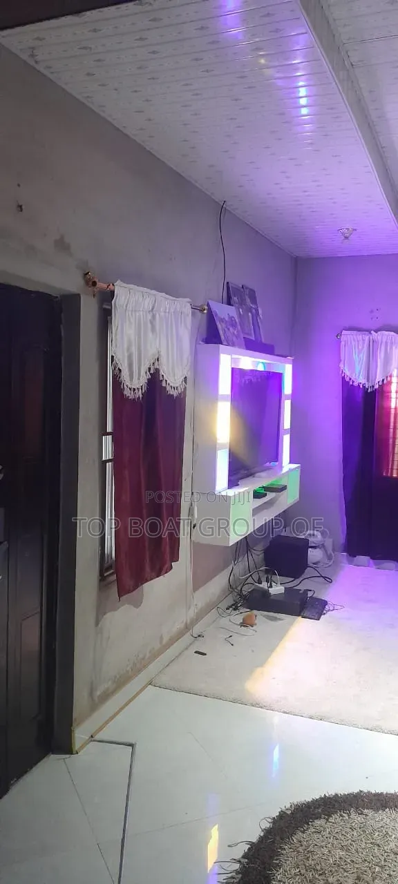 4bdrm House in Top-Boat Estate, Kumasi Metropolitan for sale
