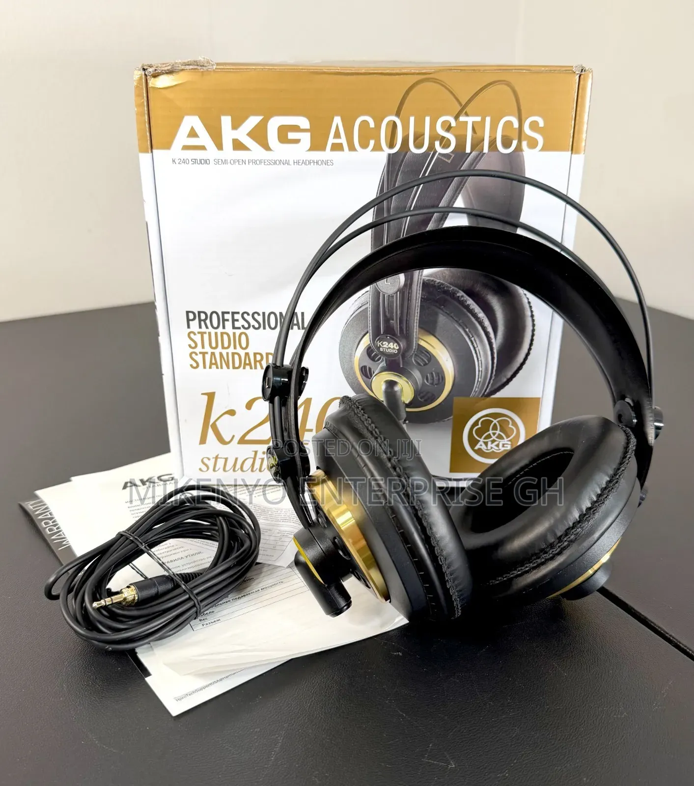 Akg Studio Professional Semi-Open Stereo Headphones