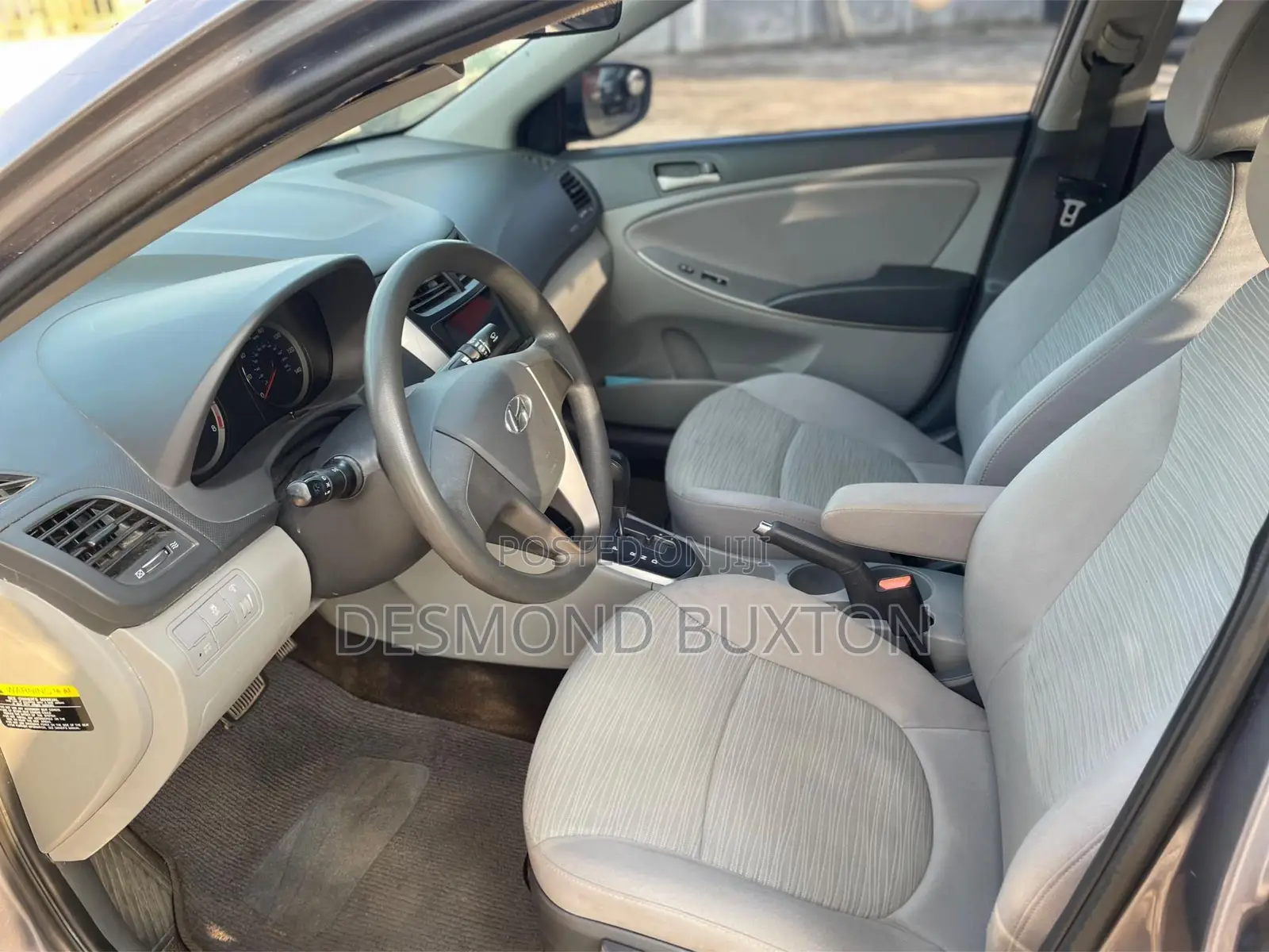 Hyundai Accent SE Sedan 2017 Silver