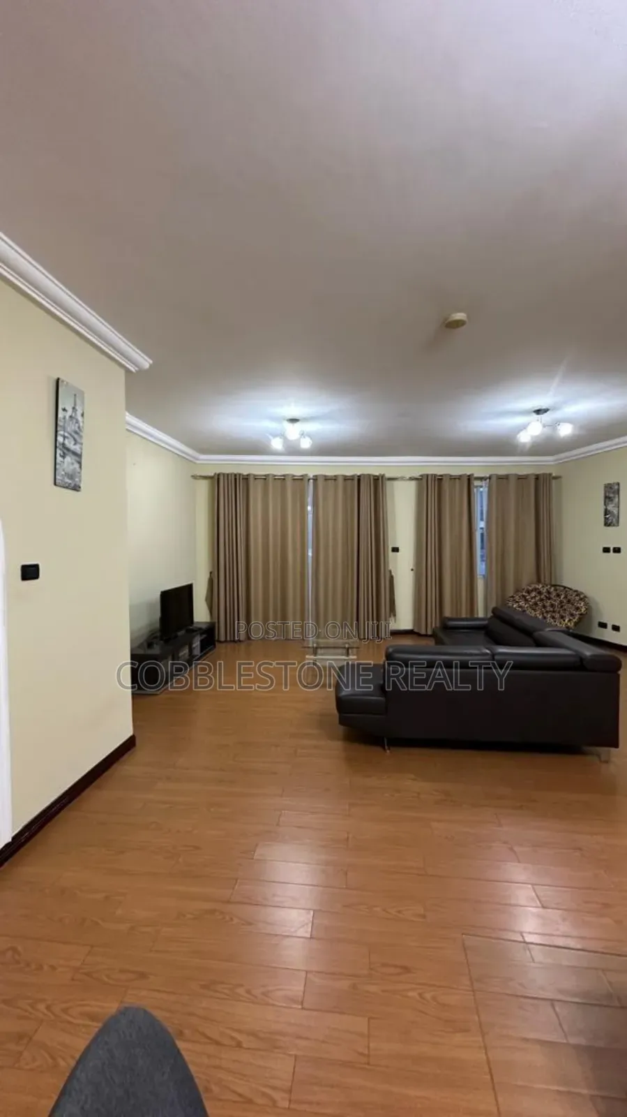 Furnished 3bdrm Apartment in Airport Residential Area for rent