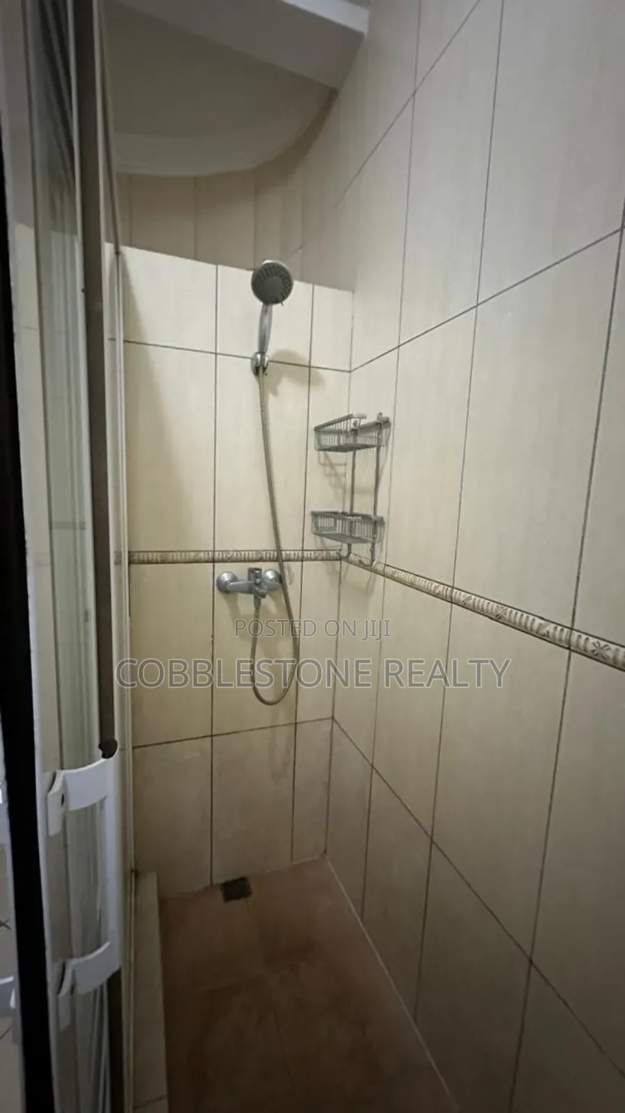 Furnished 3bdrm Apartment in Airport Residential Area for rent
