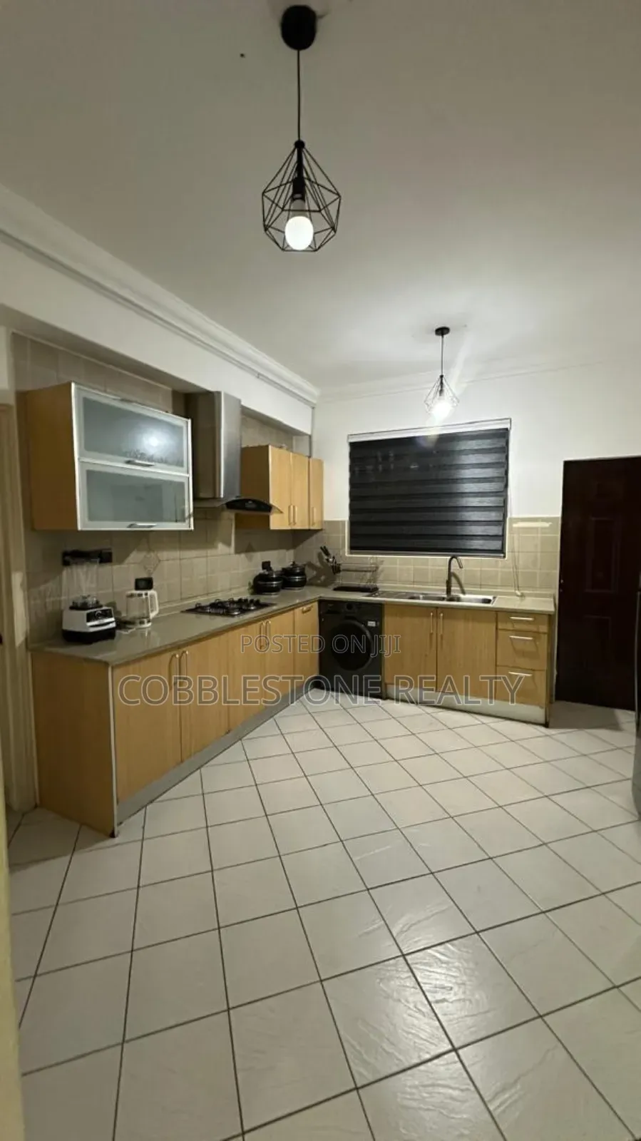 Furnished 3bdrm Apartment in Airport Residential Area for rent