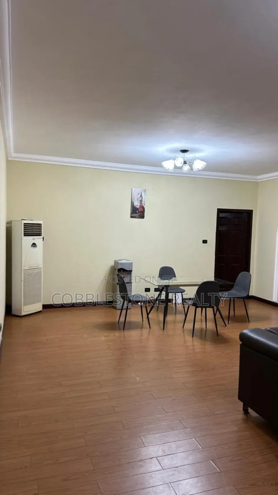 Furnished 3bdrm Apartment in Airport Residential Area for rent