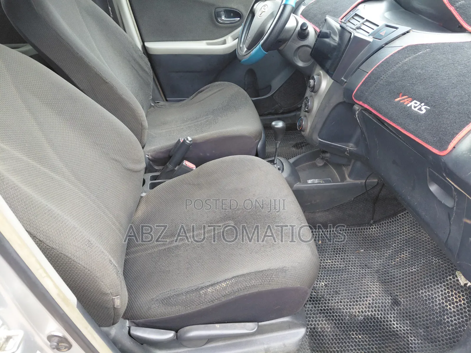 Toyota Vitz 2010 Gray