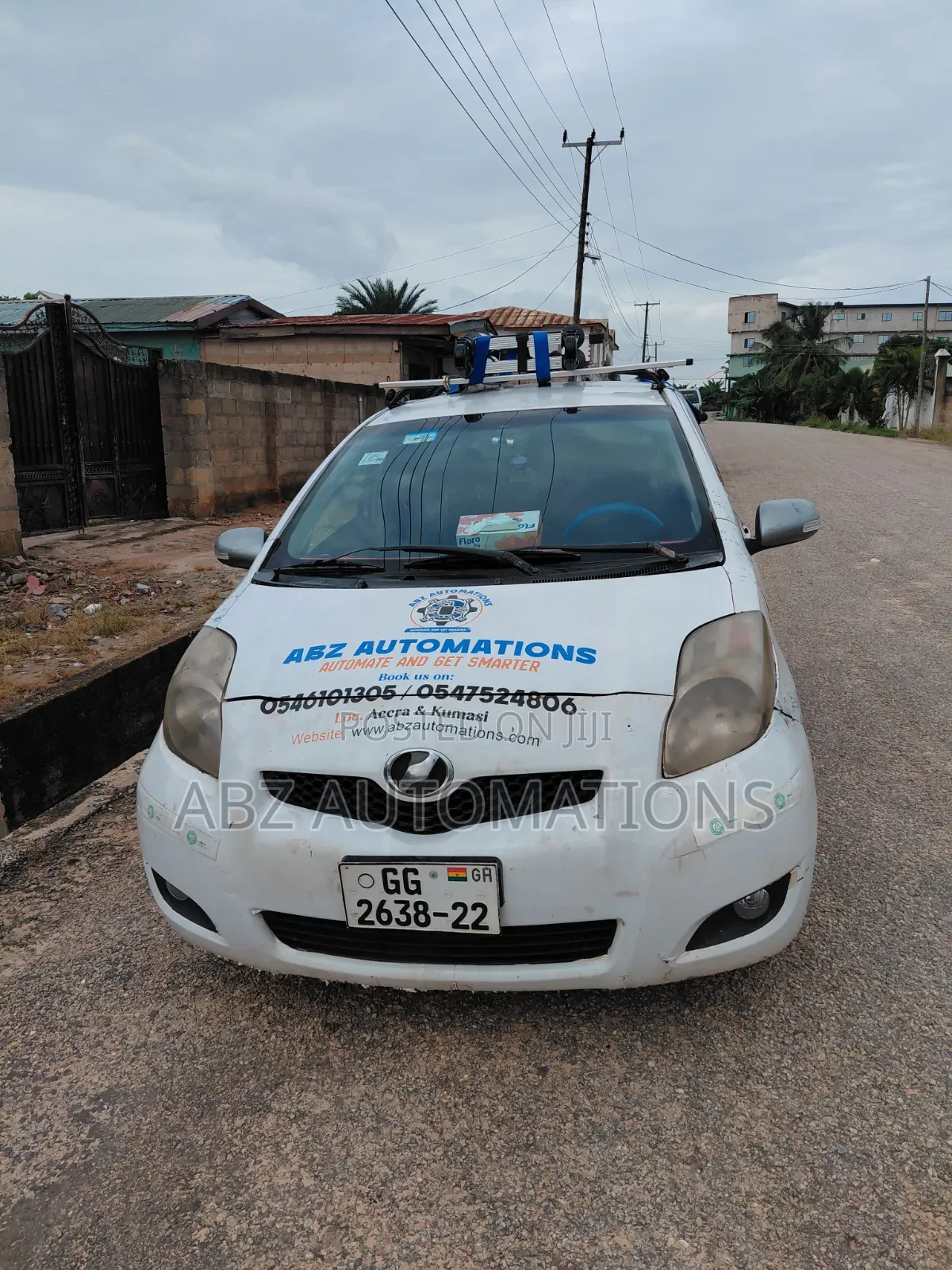 Toyota Vitz 2010 Gray