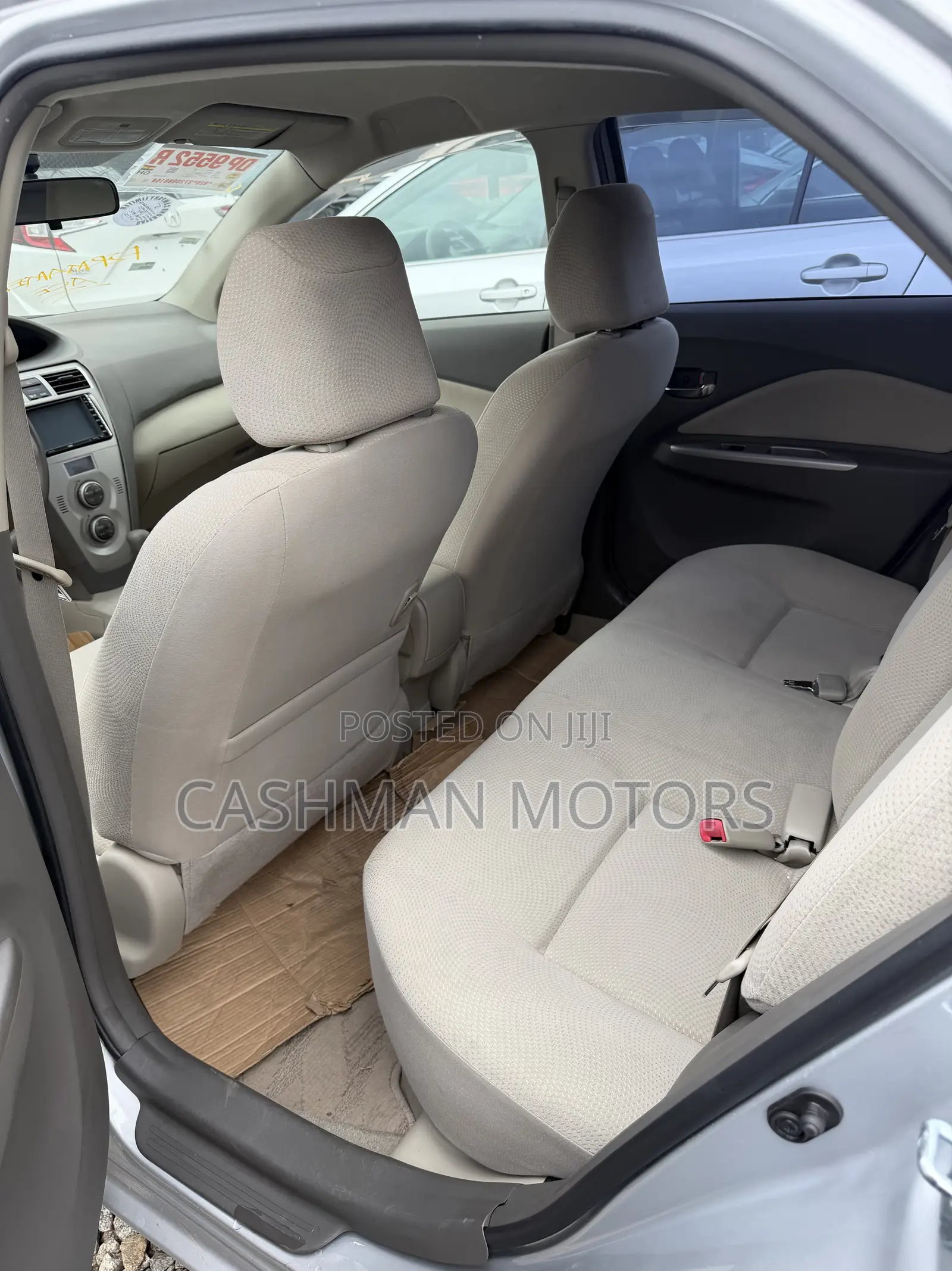 Toyota Belta 2013 Silver