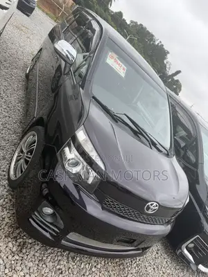 Toyota Voxy 2013 Burgundy