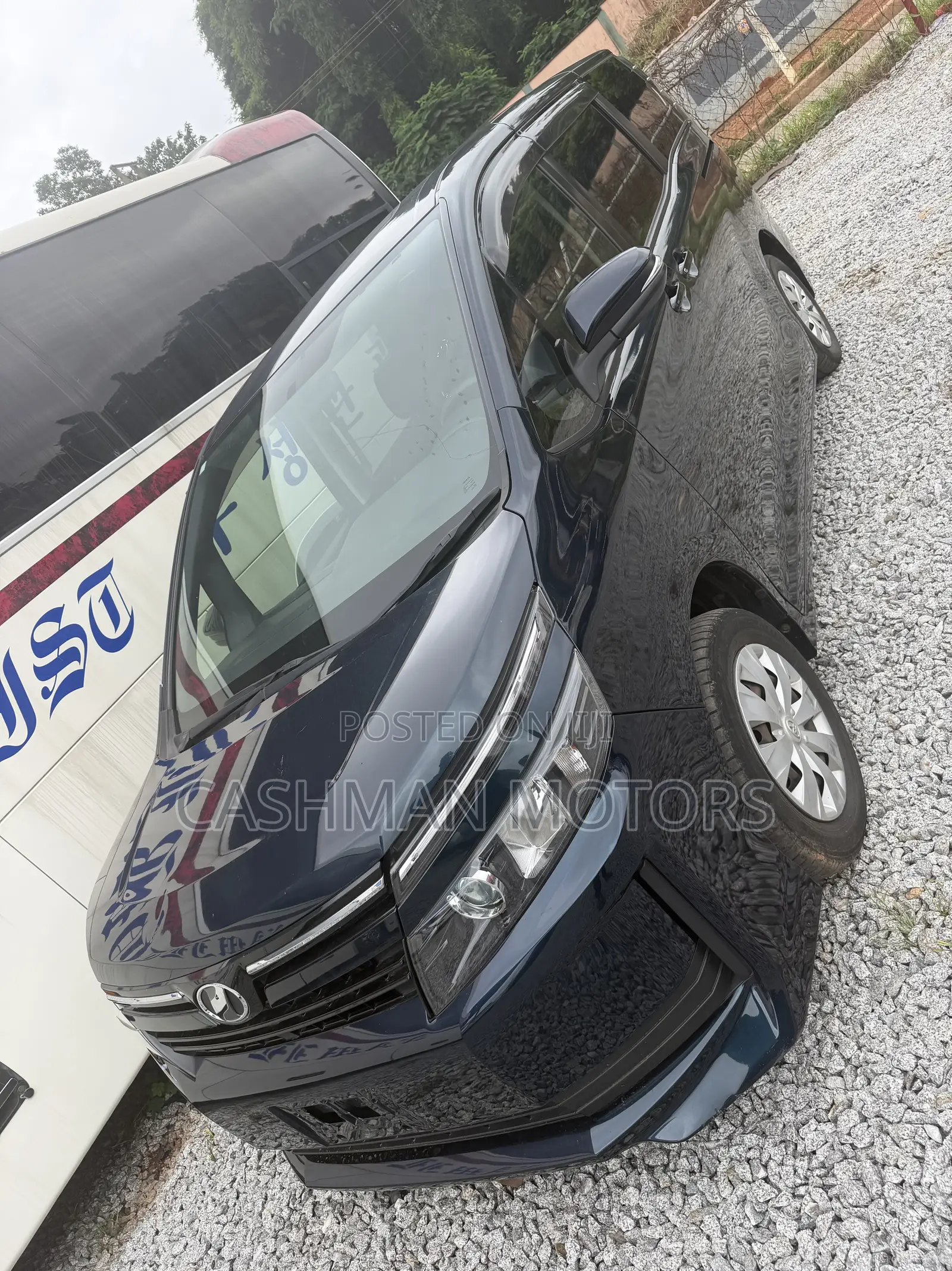 Toyota Voxy 2015 Green
