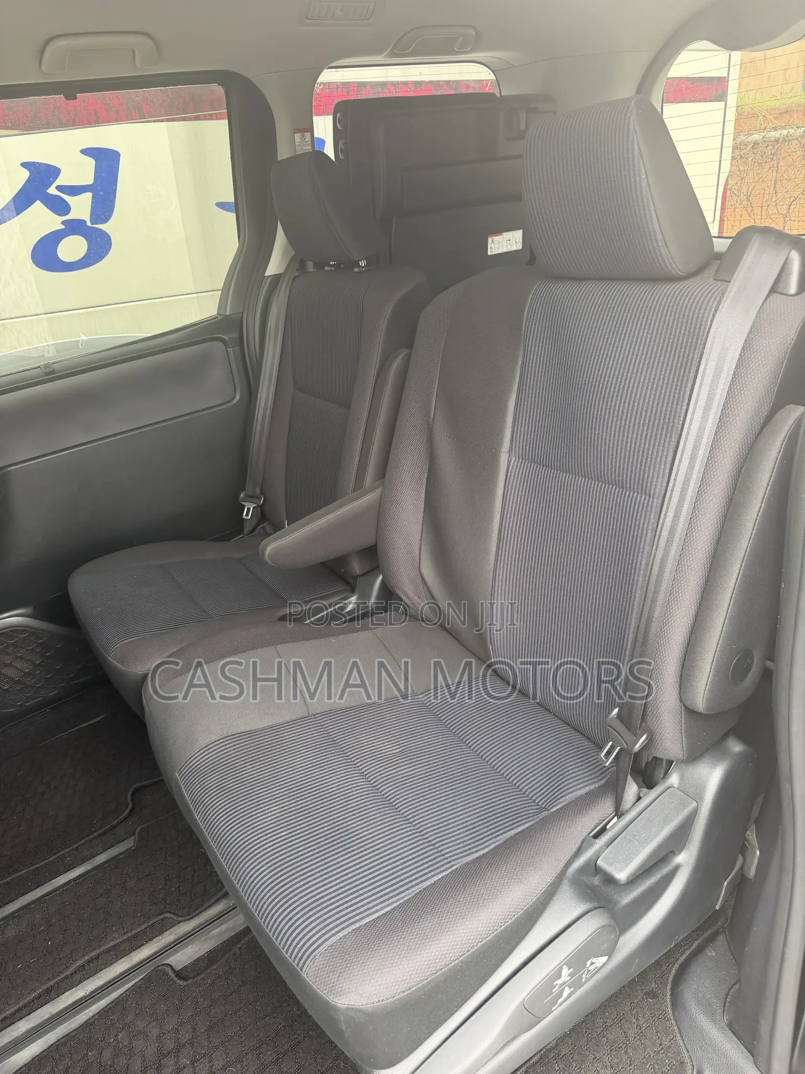 Toyota Voxy 2015 Green