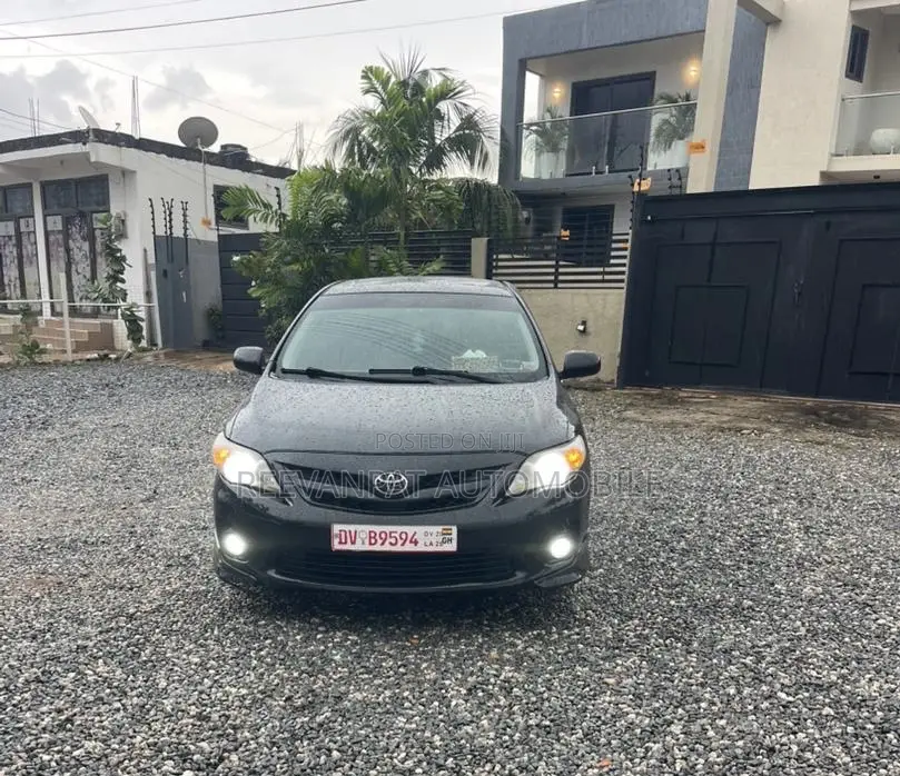 Toyota Corolla 2013 Black